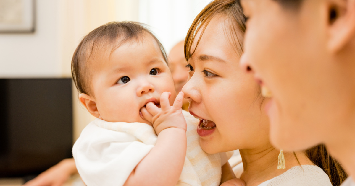 赤ちゃんの言葉が遅い？原因と発達を促す家庭での方法
