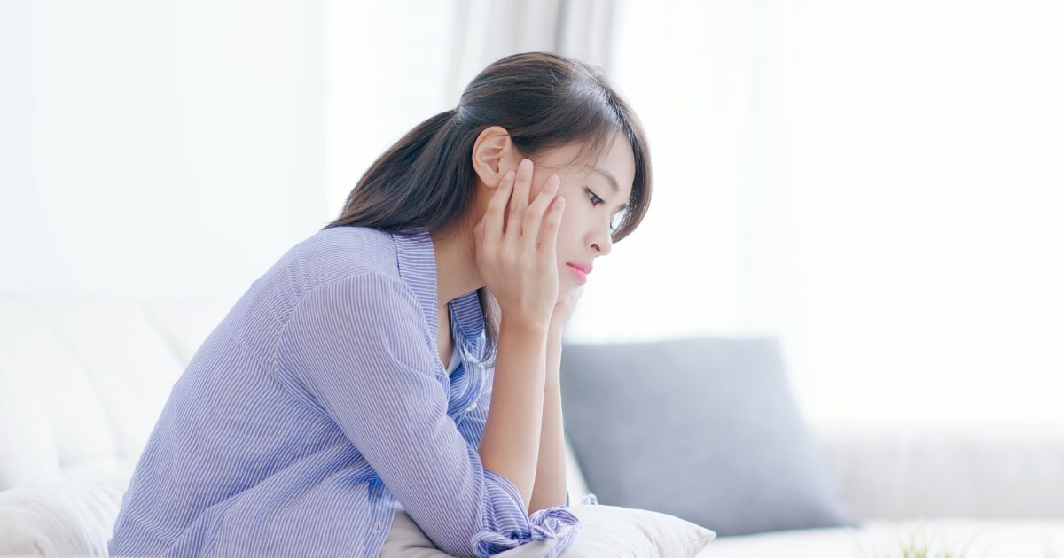 夏に気分が落ち込む「夏季うつ」。産後ママが注意したいサイン